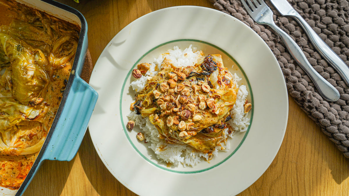 Smørstegt spidskål i cremet parmesan-flødesauce