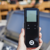 Trådløst stegetermometer i brug fra Qookware