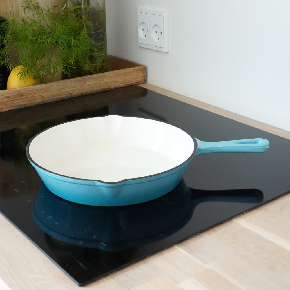 Støbejerns Stegepande Emaljeret Artic Blue fra Qookware